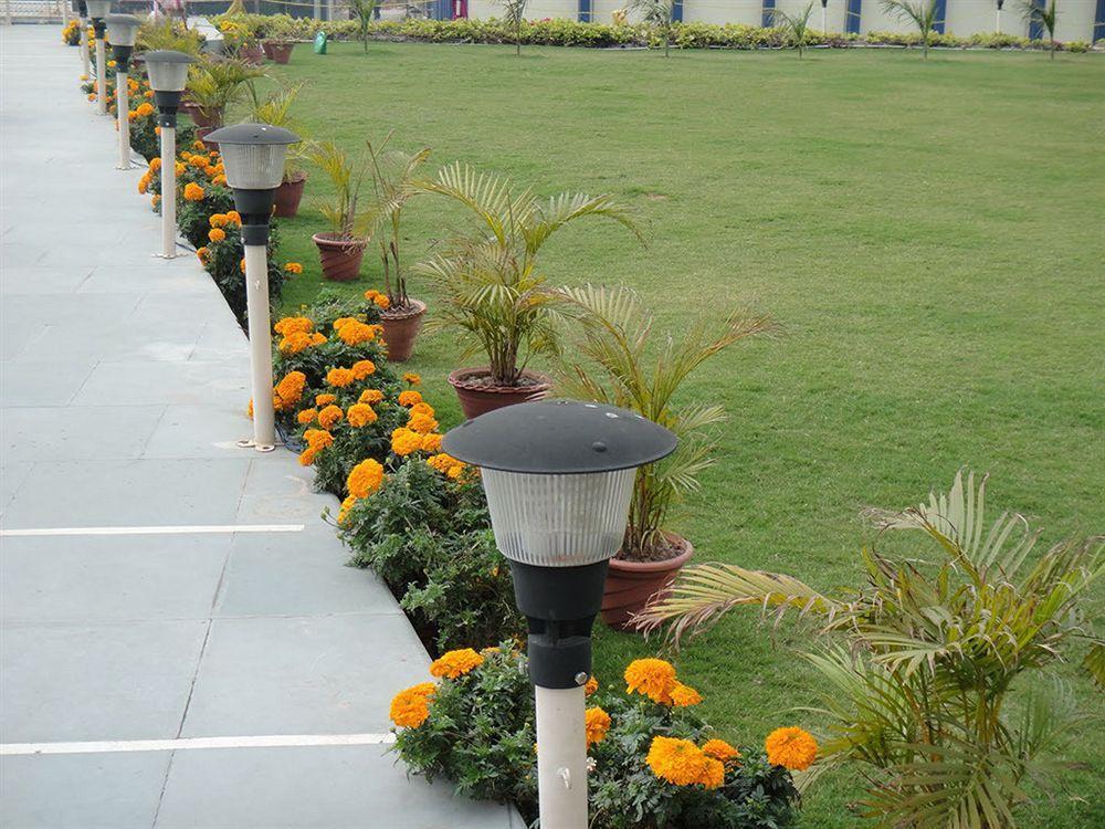 Orange Resort Baddi Exterior photo