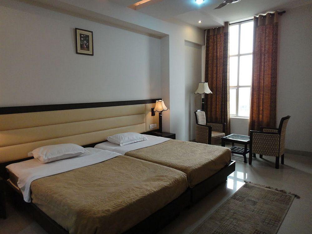 Orange Resort Baddi Exterior photo